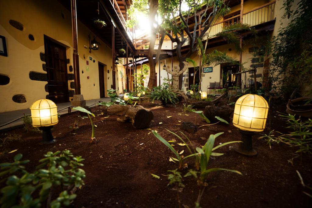 Hotel Rural Casa De Los Camellos アグイメス エクステリア 写真